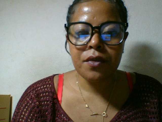 Barbie12 live cam on BongaCams