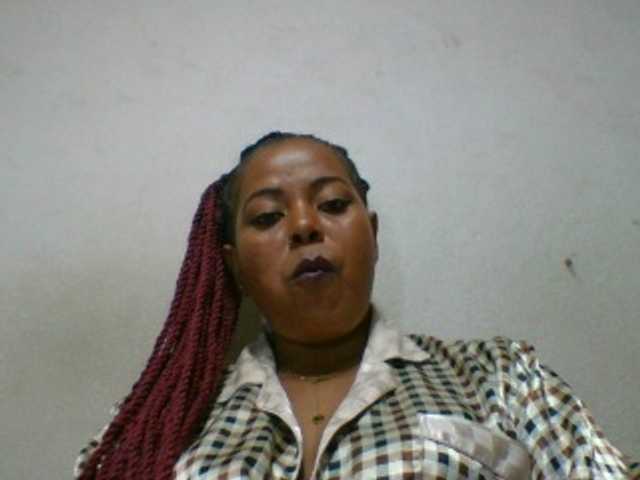Barbie12 live cam on BongaCams
