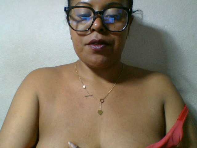 Barbie12 live cam preview