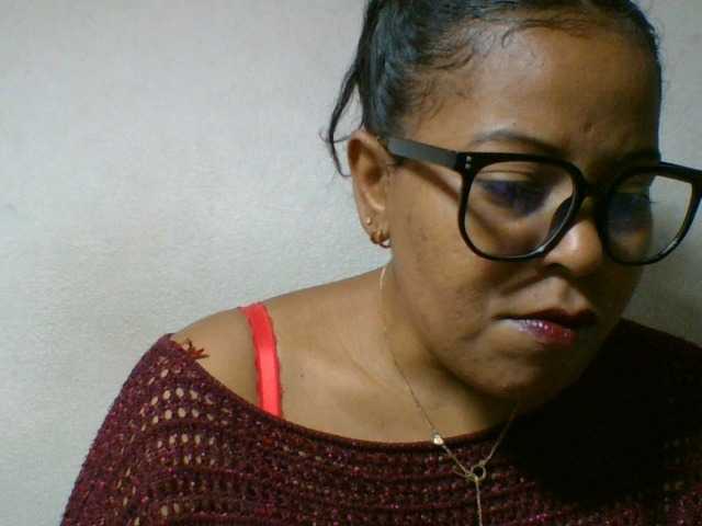Barbie12 live cam on BongaCams
