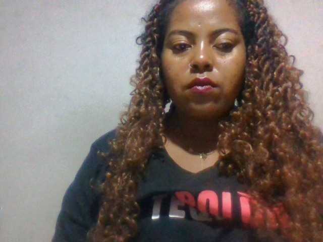 Barbie12 live cam on BongaCams