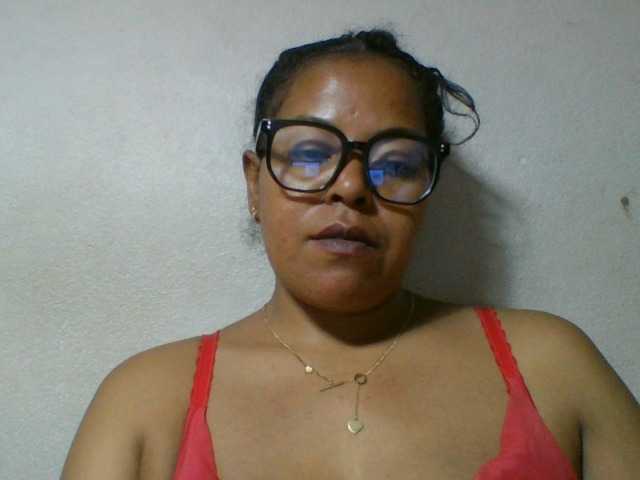 Barbie12 live cam on BongaCams