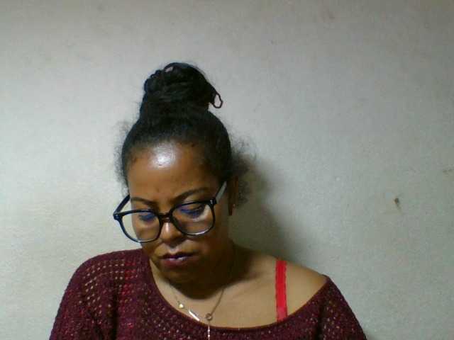 Barbie12 live cam on BongaCams