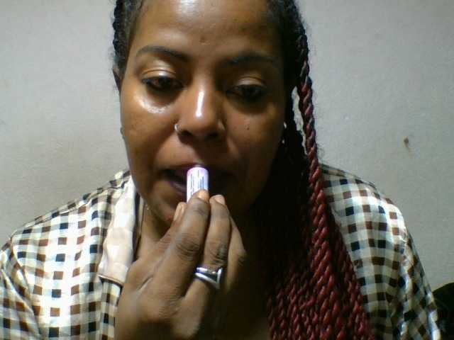 Barbie12 live cam on BongaCams