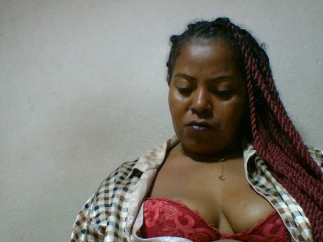Barbie12 live cam on BongaCams