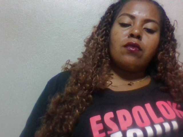 Barbie12 live cam on BongaCams