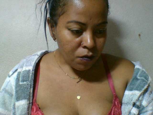 Barbie12 live cam on BongaCams