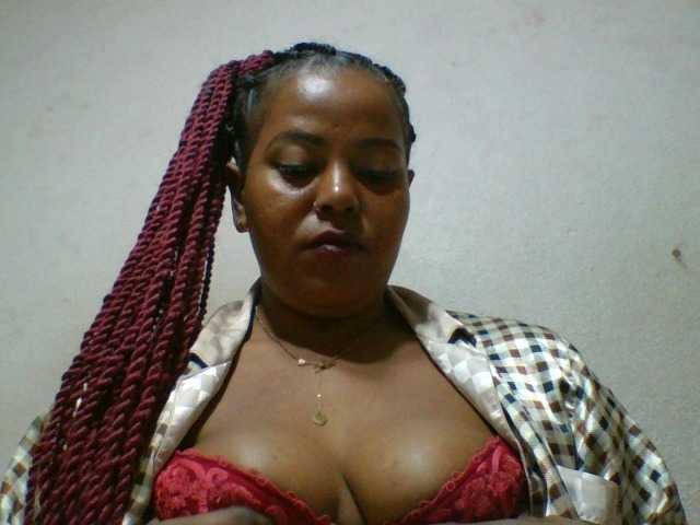 Barbie12 live cam on BongaCams