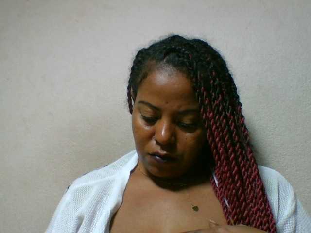 Barbie12 live cam on BongaCams