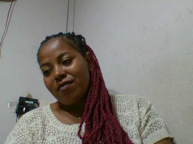 Barbie12 live cam on BongaCams