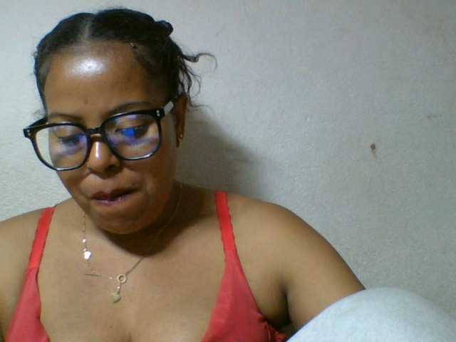 Barbie12 live cam on BongaCams