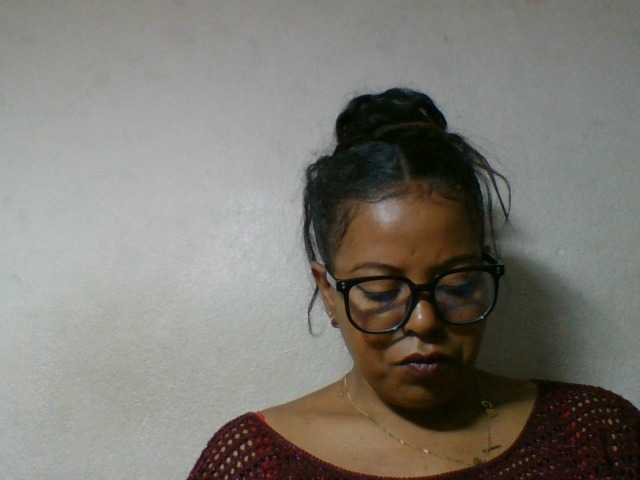Barbie12 live cam on BongaCams