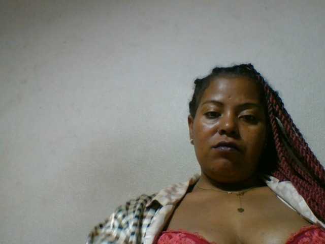 Barbie12 live cam on BongaCams