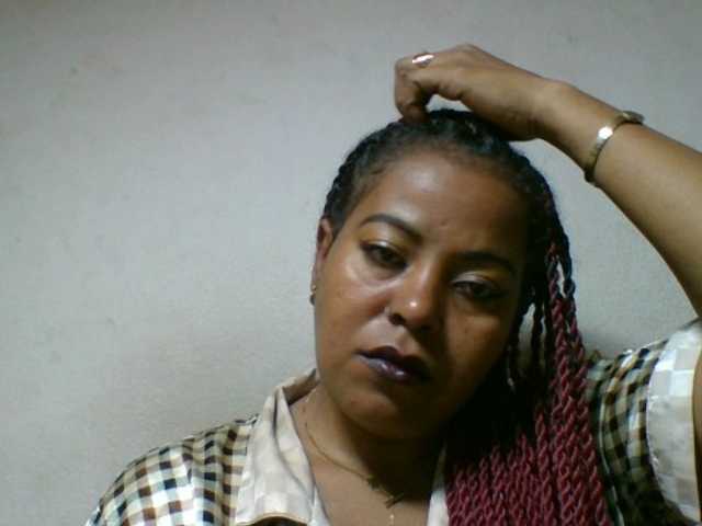 Barbie12 live cam on BongaCams