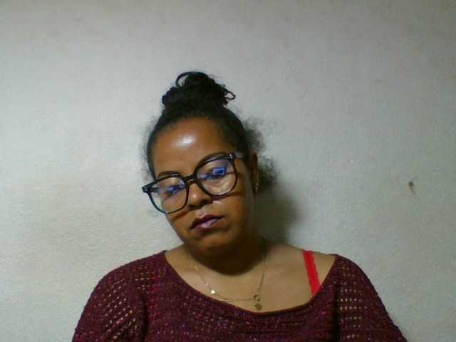 Barbie12 live cam on BongaCams
