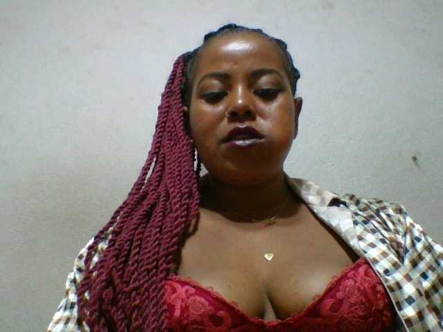 Barbie12 live cam on BongaCams