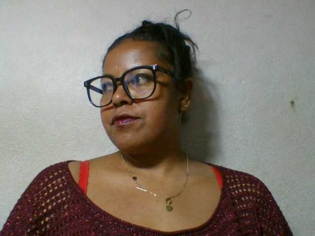 Barbie12 live cam on BongaCams