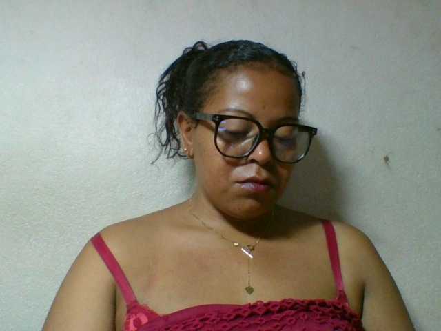 Barbie12 live cam on BongaCams