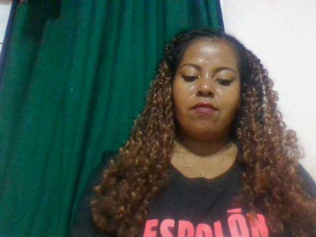 Barbie12 live cam on BongaCams