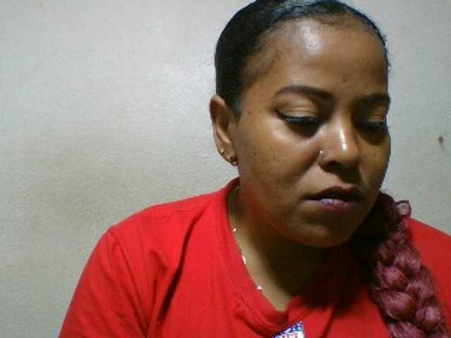 Barbie12 live cam on BongaCams