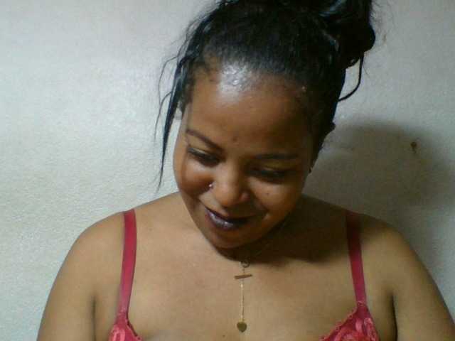 Barbie12 live cam on BongaCams