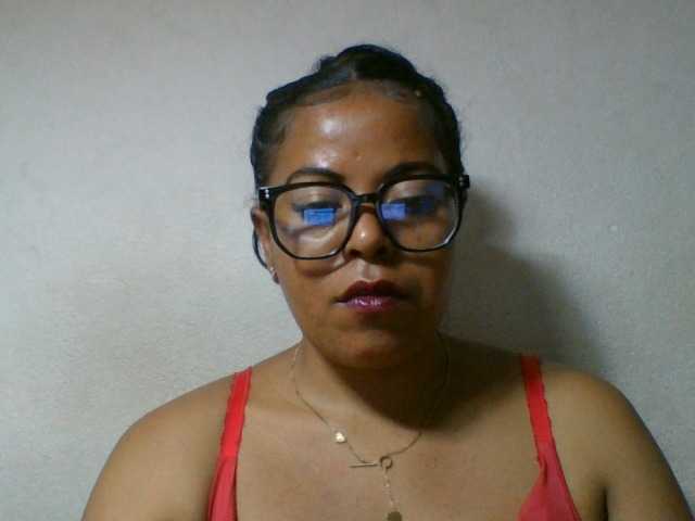 Barbie12 live cam on BongaCams