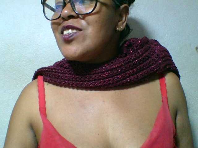 Barbie12 live cam on BongaCams