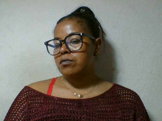 Barbie12 live cam on BongaCams