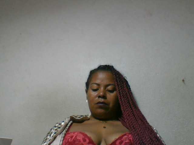 Barbie12 live cam on BongaCams