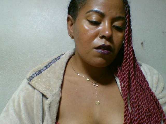 Barbie12 live cam on BongaCams