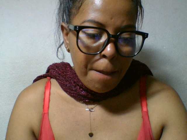 Barbie12 live cam on BongaCams