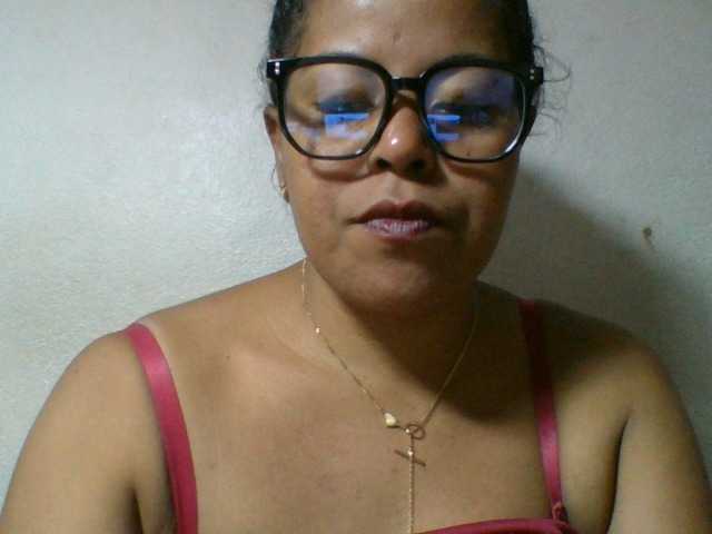 Barbie12 live cam on BongaCams