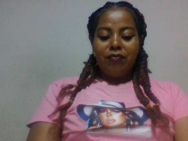 Barbie12 live cam on BongaCams