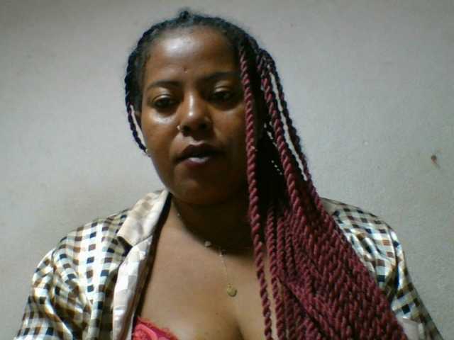 Barbie12 live cam on BongaCams