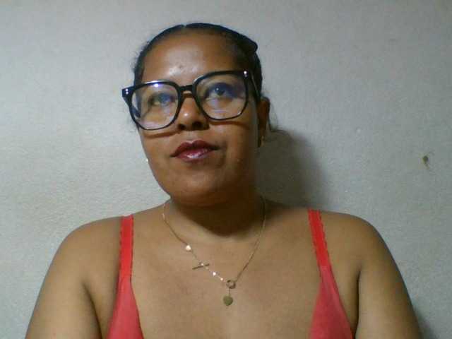 Barbie12 live cam on BongaCams