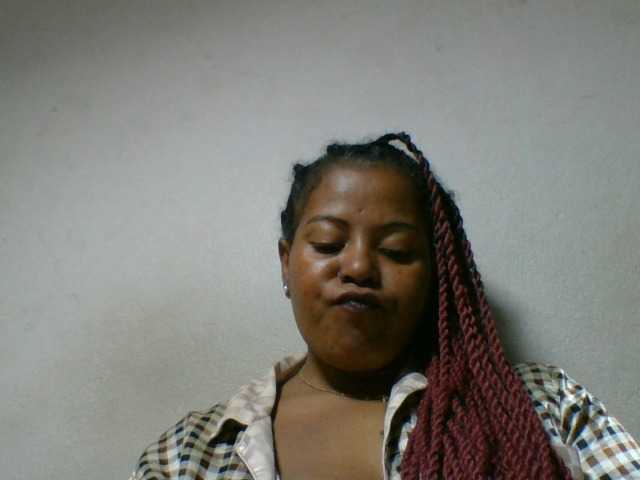 Barbie12 live cam on BongaCams