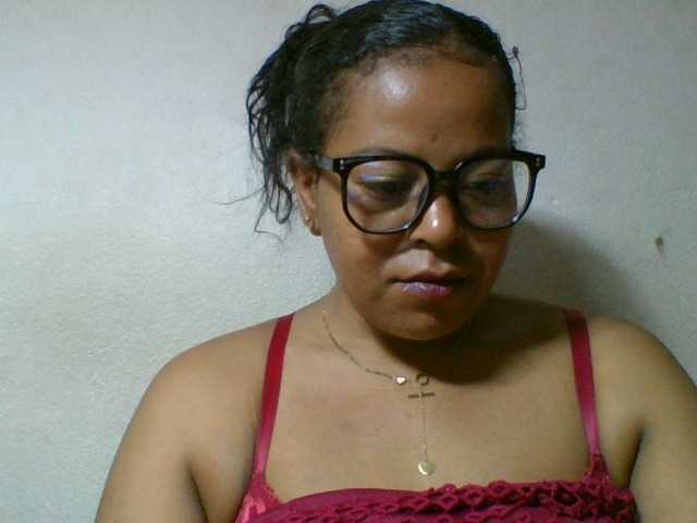 Barbie12 live cam on BongaCams