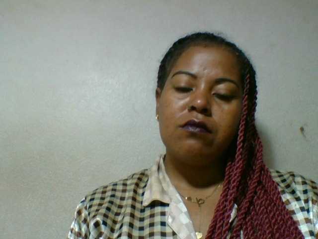 Barbie12 live cam on BongaCams