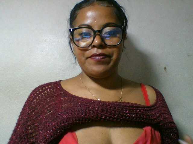 Barbie12 live cam on BongaCams