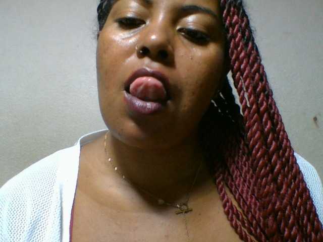 Barbie12 live cam on BongaCams