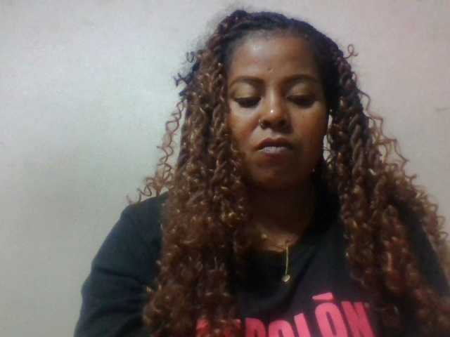 Barbie12 live cam on BongaCams