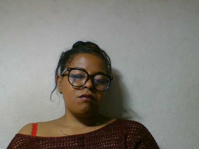 Barbie12 live cam on BongaCams