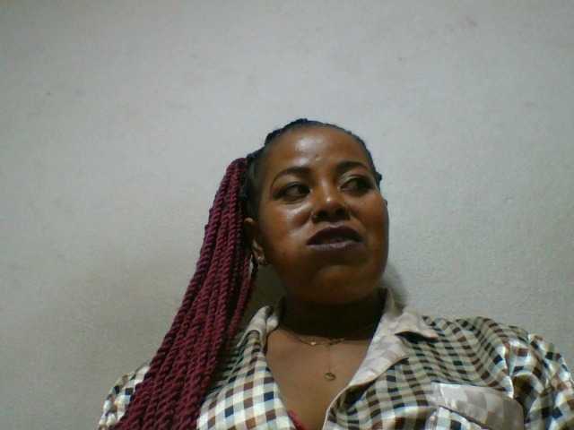 Barbie12 live cam on BongaCams