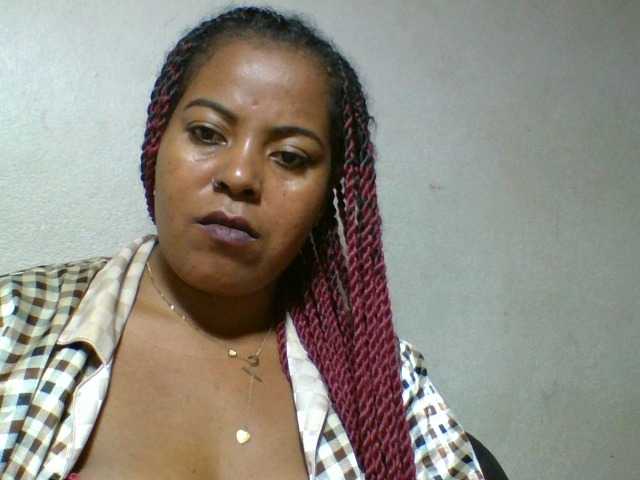 Barbie12 live cam on BongaCams