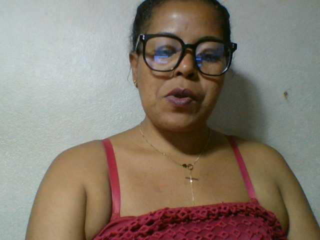 Barbie12 live cam on BongaCams
