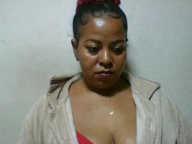 Barbie12 live cam on BongaCams