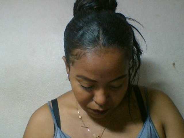 Barbie12 live cam on BongaCams