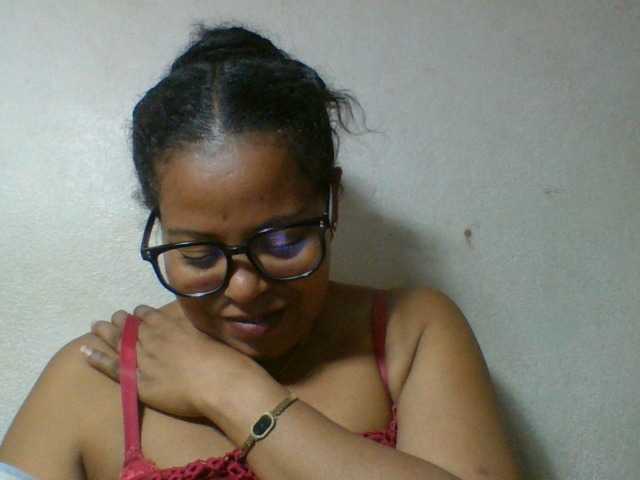 Barbie12 live cam on BongaCams