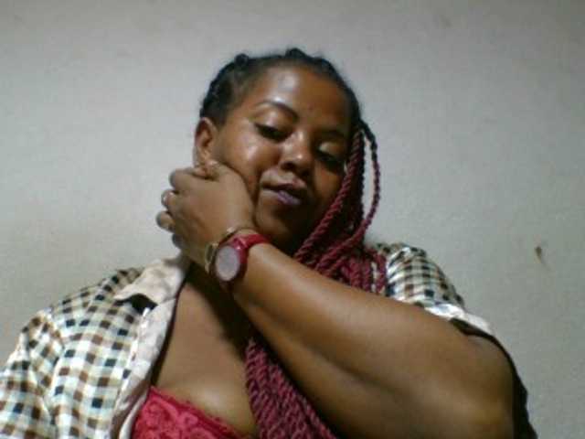 Barbie12 live cam on BongaCams