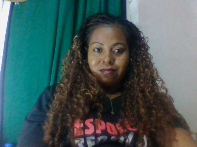 Barbie12 live cam on BongaCams